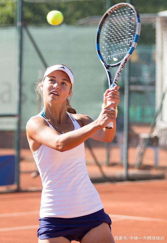 以他为首 以他为首